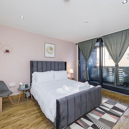 Edgware Hub Hotel London Bagian luar foto