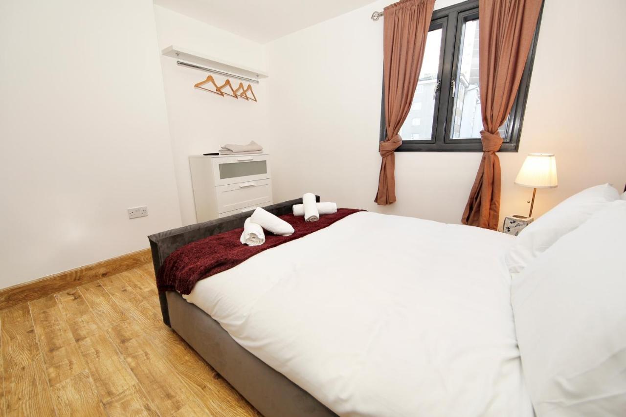 Edgware Hub Hotel London Bagian luar foto
